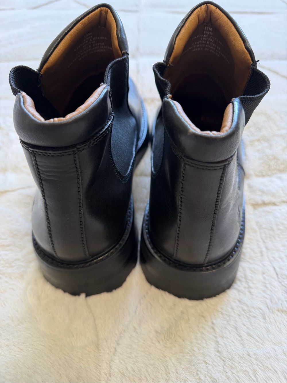 Like NEW! $180 Fyre Captain Chelsea Leather Chunky Lug Sole Platform Boots 12 - Picture 6 of 9